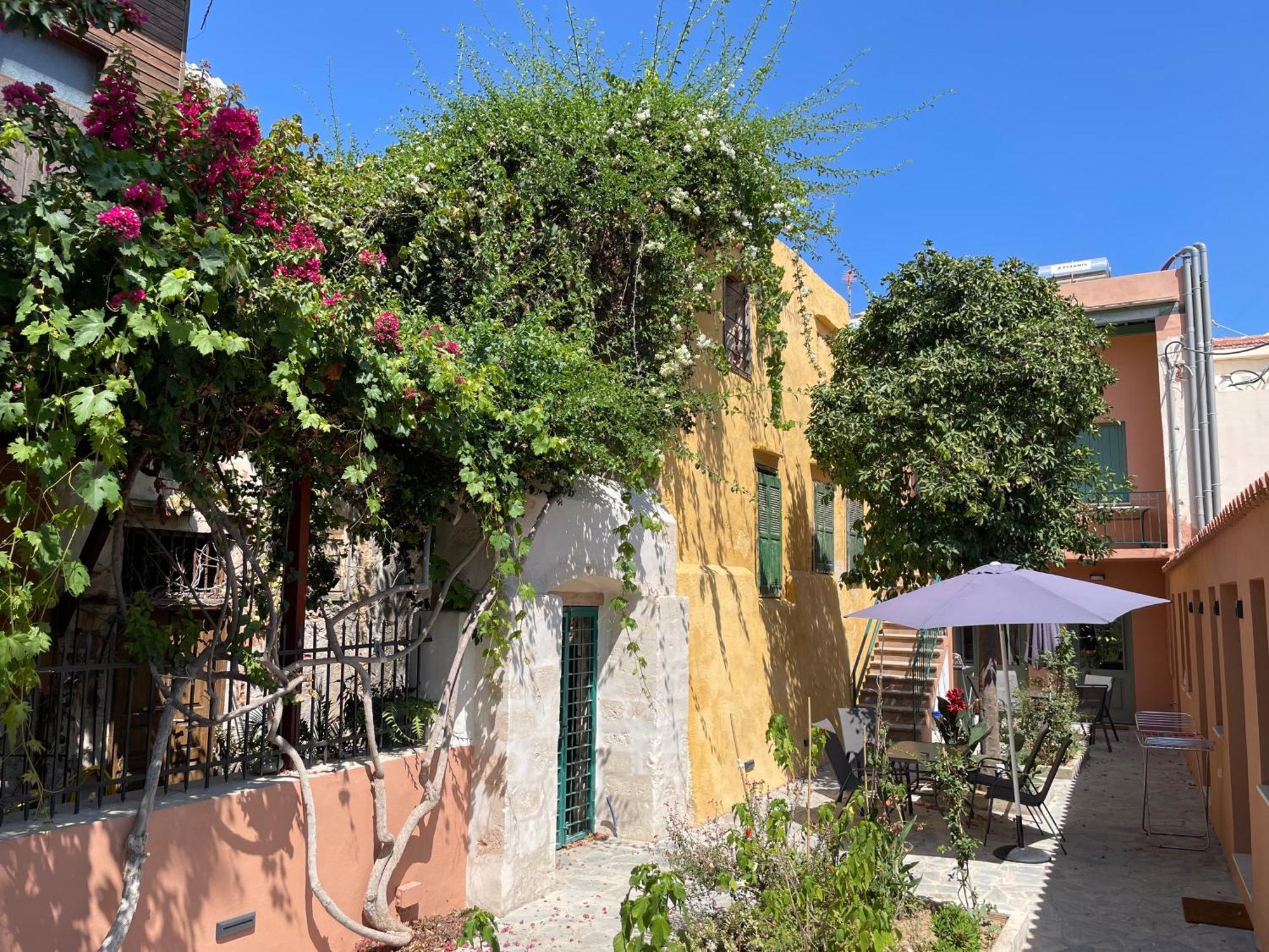 Lindas Convent Garden Home 2 Chania  Bagian luar foto